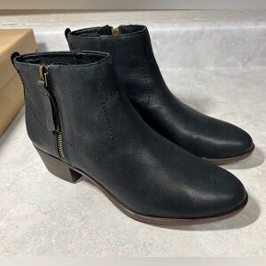 Lucky Brand Black Leather zip up Booties Sz 8